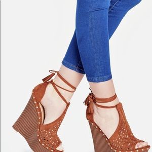 Lucien platform wedges